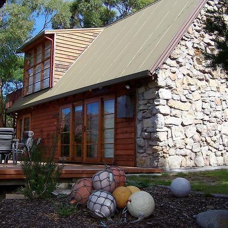 Вилла 81 On Freycinet Коулс-Бей Номер фото